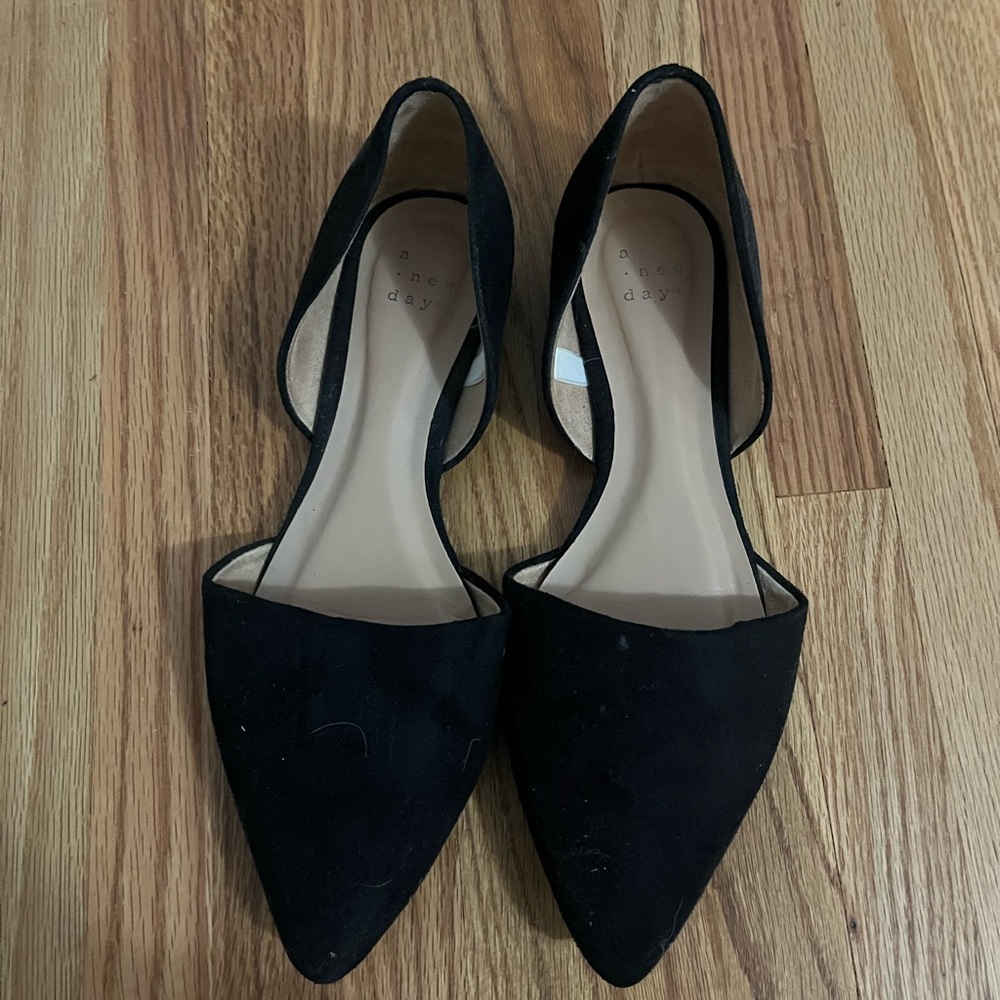 A New Day Women's Classic Black Pointed Flats